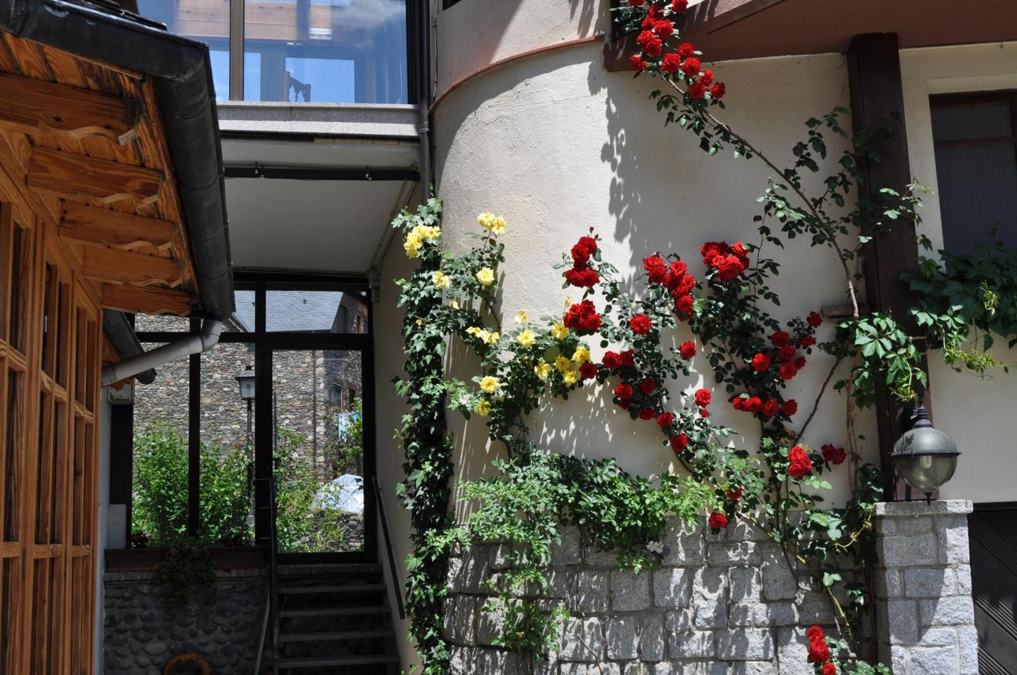 Hosteria Catalana Bosost  Exterior foto